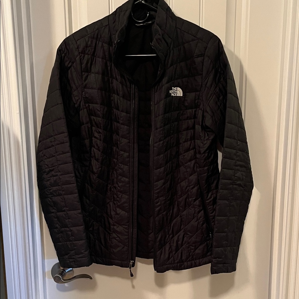 The North Face Women's Black Quilted Puffer Jacket